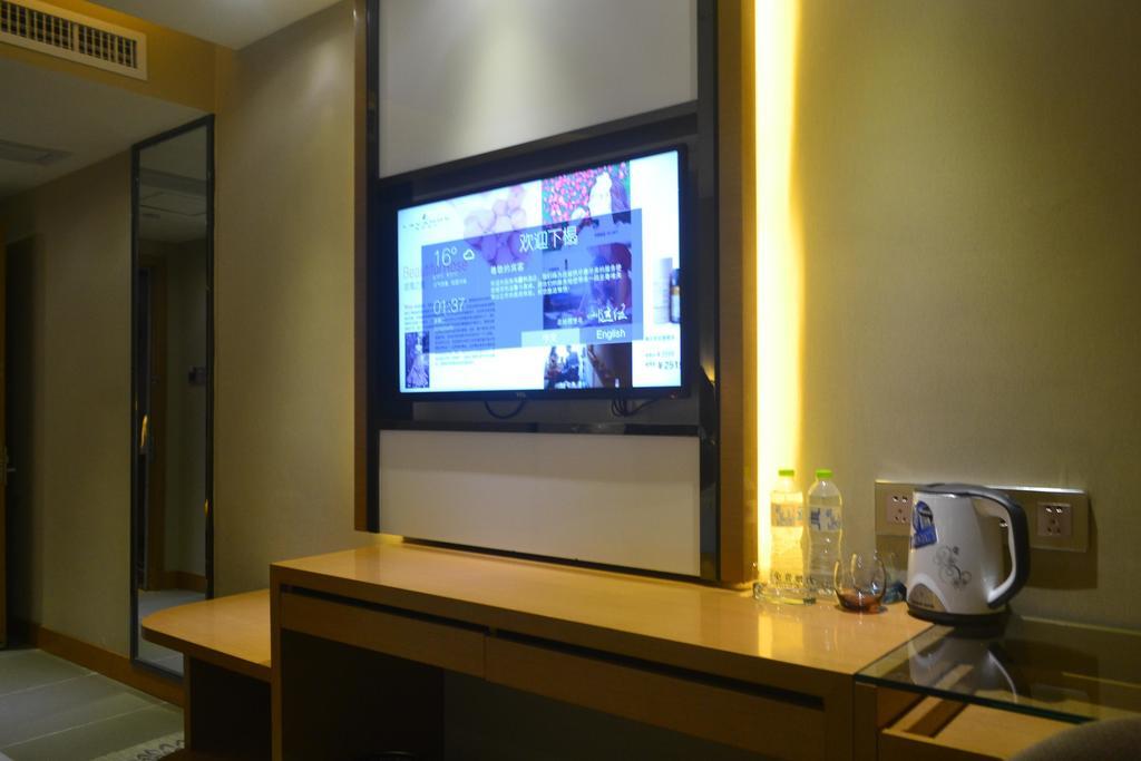 Lavande Hotel Zhuhai Gongbei Port Square Ngoại thất bức ảnh