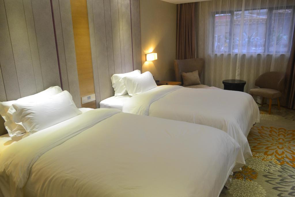 Lavande Hotel Zhuhai Gongbei Port Square Phòng bức ảnh